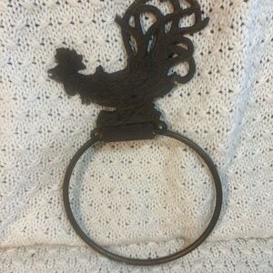Rustic Rooster Wall Decor Towel Ring